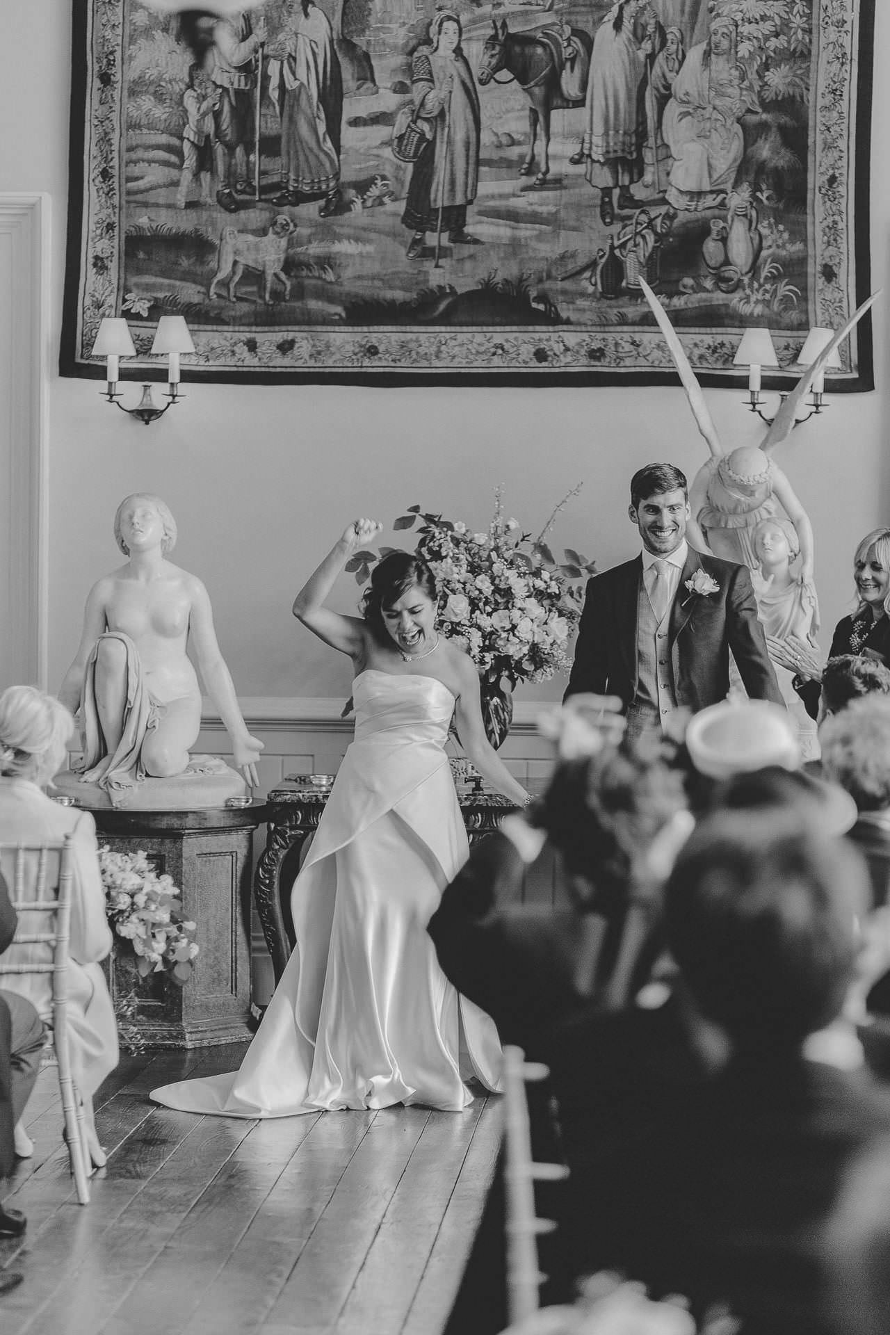 Elmore Court Wedding Photography 9