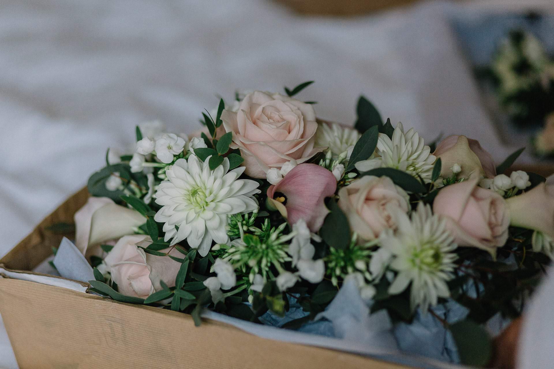 Helen x Nic - Wedding Photography Hampshire - Four Seasons 5